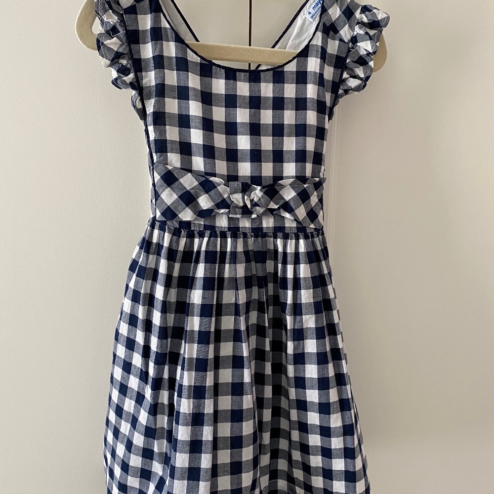 Girls dress